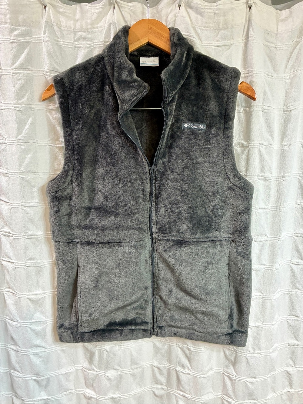 Women’s Columbia Dark Gray Fleece Full-Zip Vest Size Medium Layering Silky Soft